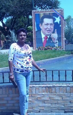 Abogada,Chavista y fanatica de los TIBURONES DE LA GUAIRA
