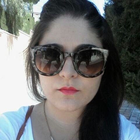 mmar_publipixel's profile picture. #Licenciada_Publicidad_y_RRPP. #Diseñadora_gráfica. Aficiones: humor tonto, #maquillaje y #fotografía. Por cierto, colecciono tazas y adoro cruzarme la bata!