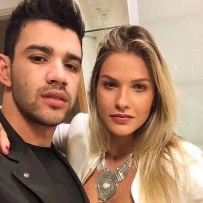 O artista nao vive sem o fã,acho que a gasolina para o artista são os fãs De: @Gusttavo_lima