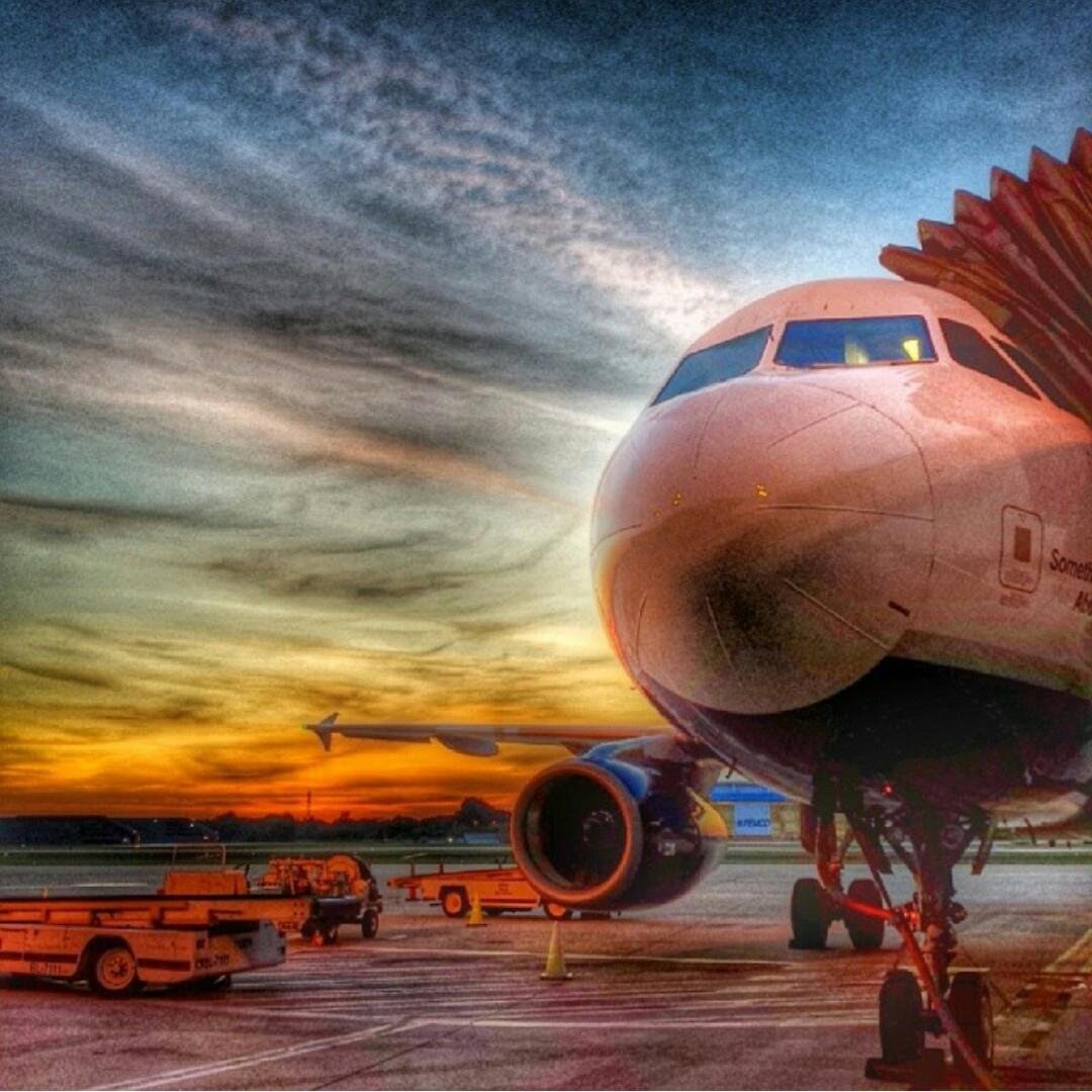 JetBlueDCA's profile picture. Tweets and thoughts are my own, and are in no way a reflection or the opinion of my company