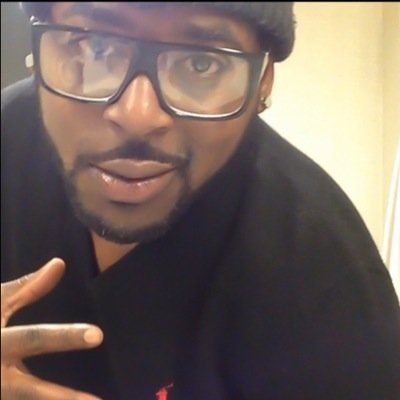 AvantEnt2003's profile picture. 