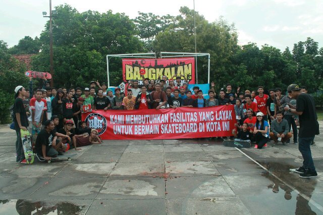 WE NEED SKATEPARK!!!