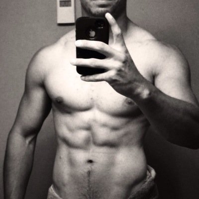 23 College Grad of Kinesiology. Working and working out. I love to give fitness and life advice. Avi always me #single