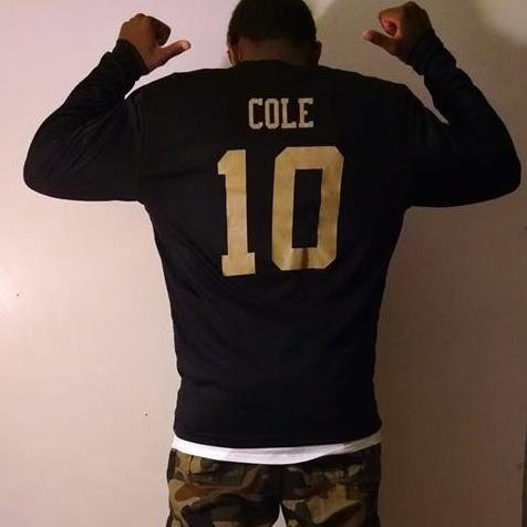 Central c/o '17 Varsity Football #10:WR/CB Basketball:2 Guard #10 My goal is to Work Hard,Get Better,and Get the Fuck outta Springfield IG: trapgod.tvji