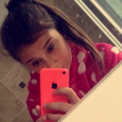 old account, follow new one//clairetrowsdale