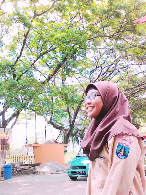 SyifaSyiSyifa's profile picture. Every day may not be good. But there is something good in every day || 210799