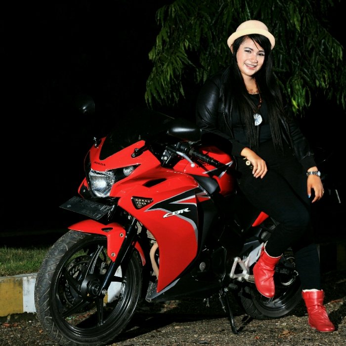 Instagram: Ziach_arabb, Path: Ziach Arabb, Line: Ziach.arabb, Skype: Ziach arabb