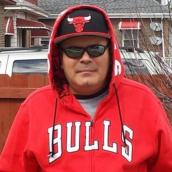 Avid Bears,Bulls,Cubs,Hawks Fan