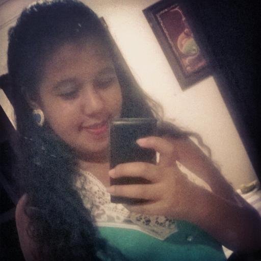 Ni de amores se muere ni de recuerdos se vive.