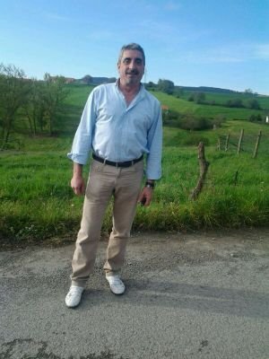 vive la vida y deja vivir a los demas!!!Arto de tantos chorizos y tantos hijos de puta!!!!