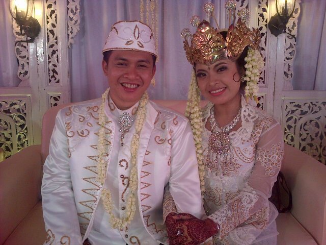 ranycha's profile picture. A Happy Wife @arismurfiansyah :*
