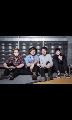 In Love With 4dorks That Doesn't Even Know I Exist, But I'm Just A Sucker For Anything That They Do