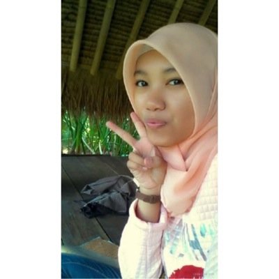 I'm Desti,, I Love Allah-Muhammad-Mom-Dad-SistBro Analis@stikesayani
@codysimpson followed me 0n 7/28 ** 
 add me https://t.co/4ExojyUH
 http://t.co/ay2JVeut