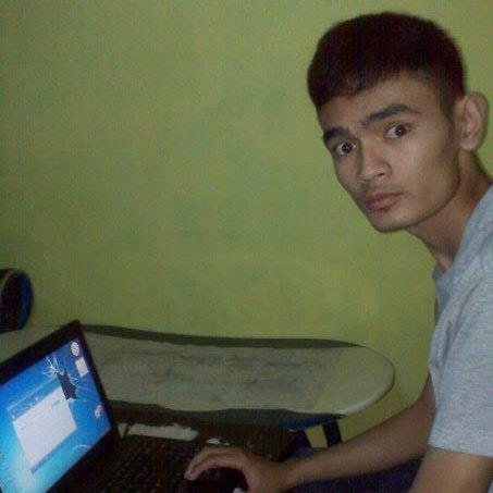 Bekerja keras ,,
terus mengejar cita-cita menggapai mimpi untuk meraih masa depan yang sukses..
