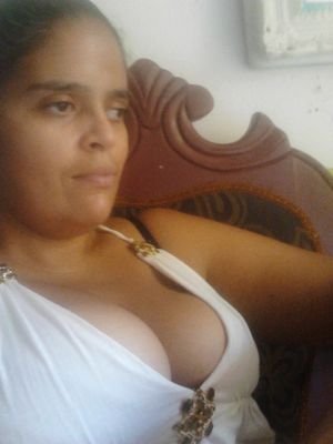 rosaemena1's profile picture. soy una mujer sencilla....que le gusta lo bueno