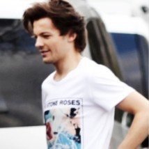I FOLLOW YOU SO FOLLOW @pezzlinson AND RT THIS PLEASE https://t.co/QcWdk5ylkv