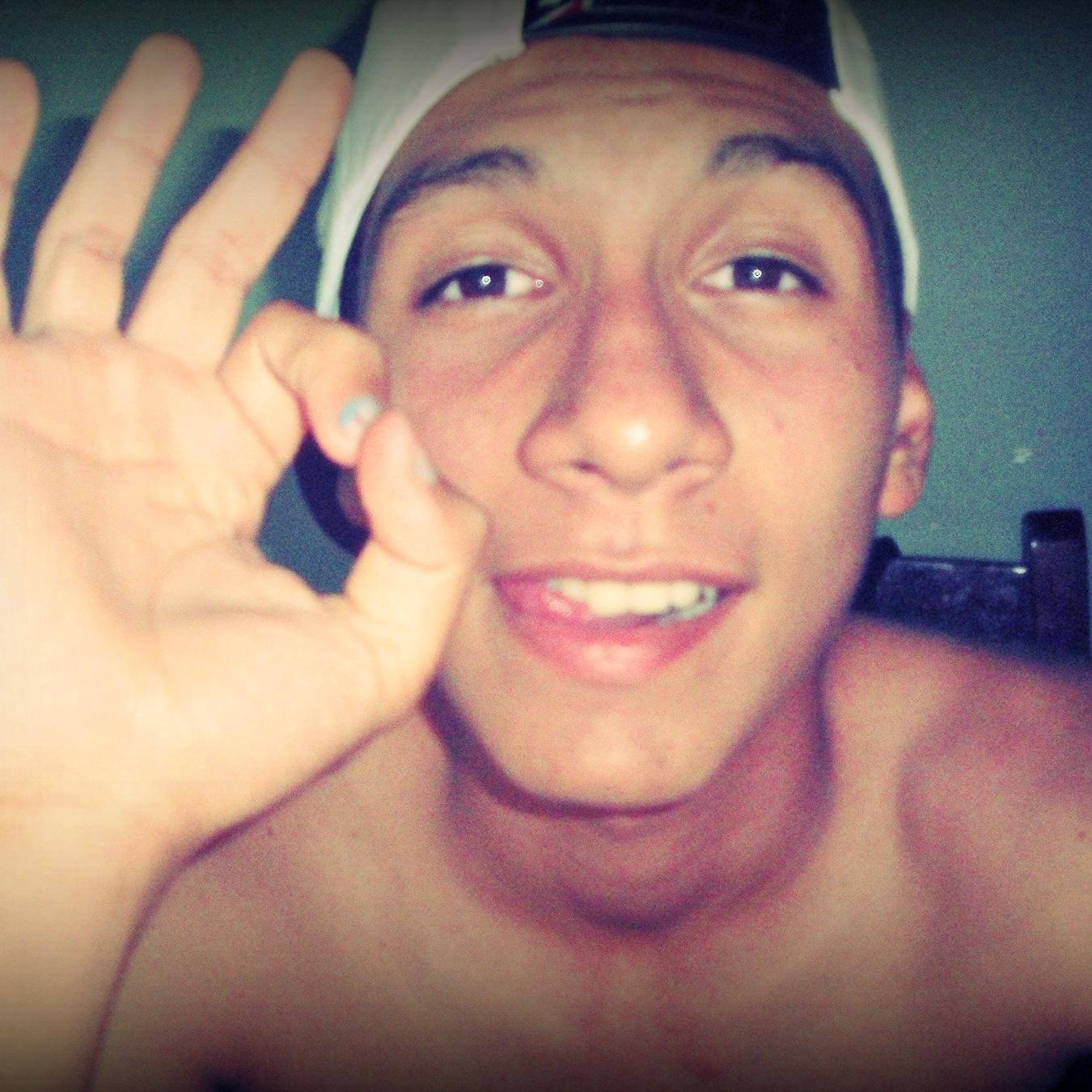 Toma el riesgo ;) Nunca sabes q va a suceder! ♥