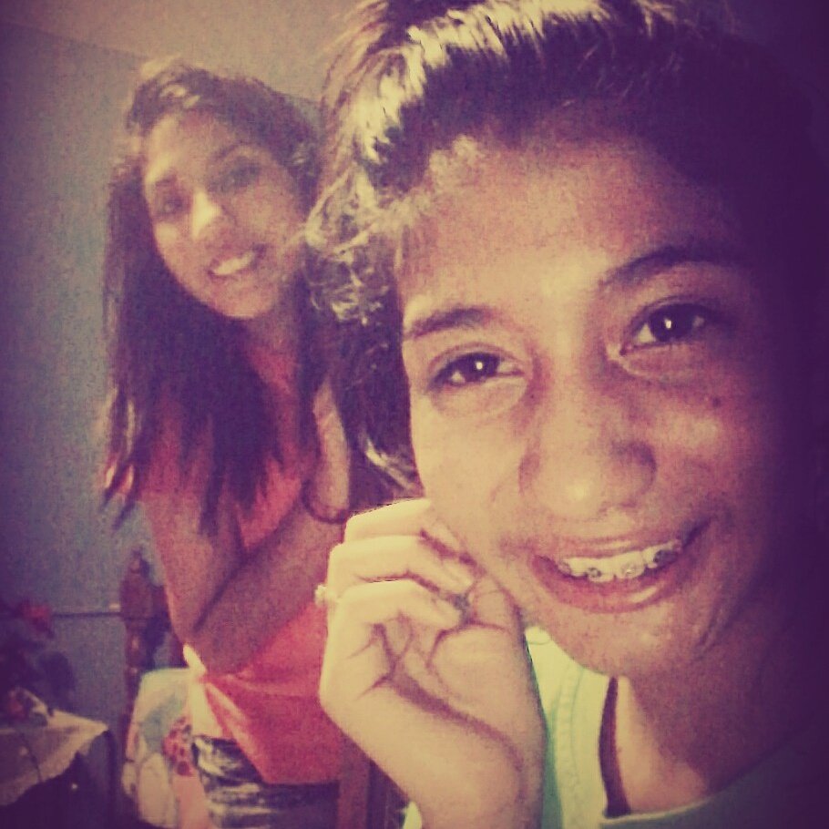 roxana1454's profile picture. Correr,Mitad Francesa / Nicaragüense Instagram Soy la roxa , facebook Roxanita Zapata Hernández, Soltera, Musica, Amo el cafe ,leer :3