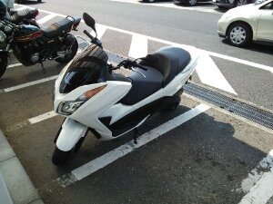 アラフォー、SE。PMをコミットして転職するところ。ときどきCSやっていました。ラジオやポッドキャストに出演したいお年頃です。どこかでふらっと出演したいアラフォーです。