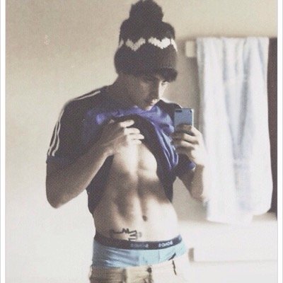 jaibroooms1's profile picture. ✨your sunshine will follow you✨ ❤️❤️❤️ free follow from @LukesThirdNip ☀️✨