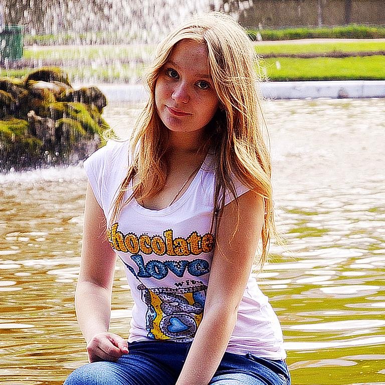 marielapshina's profile picture. I'm 14. I'm fond of singing, reading, taking photos and painting. http://t.co/t9MRTqTSLT http://t.co/rkeOJf075c http://t.co/TBc9agqEPd