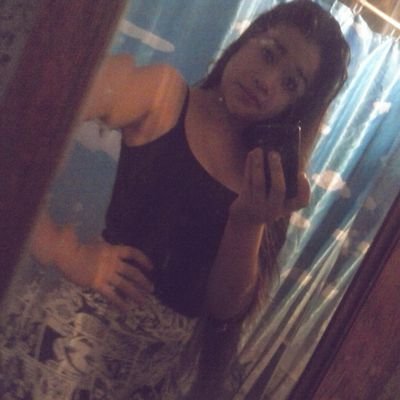 el que con palabras enamora , con hechos decepciona