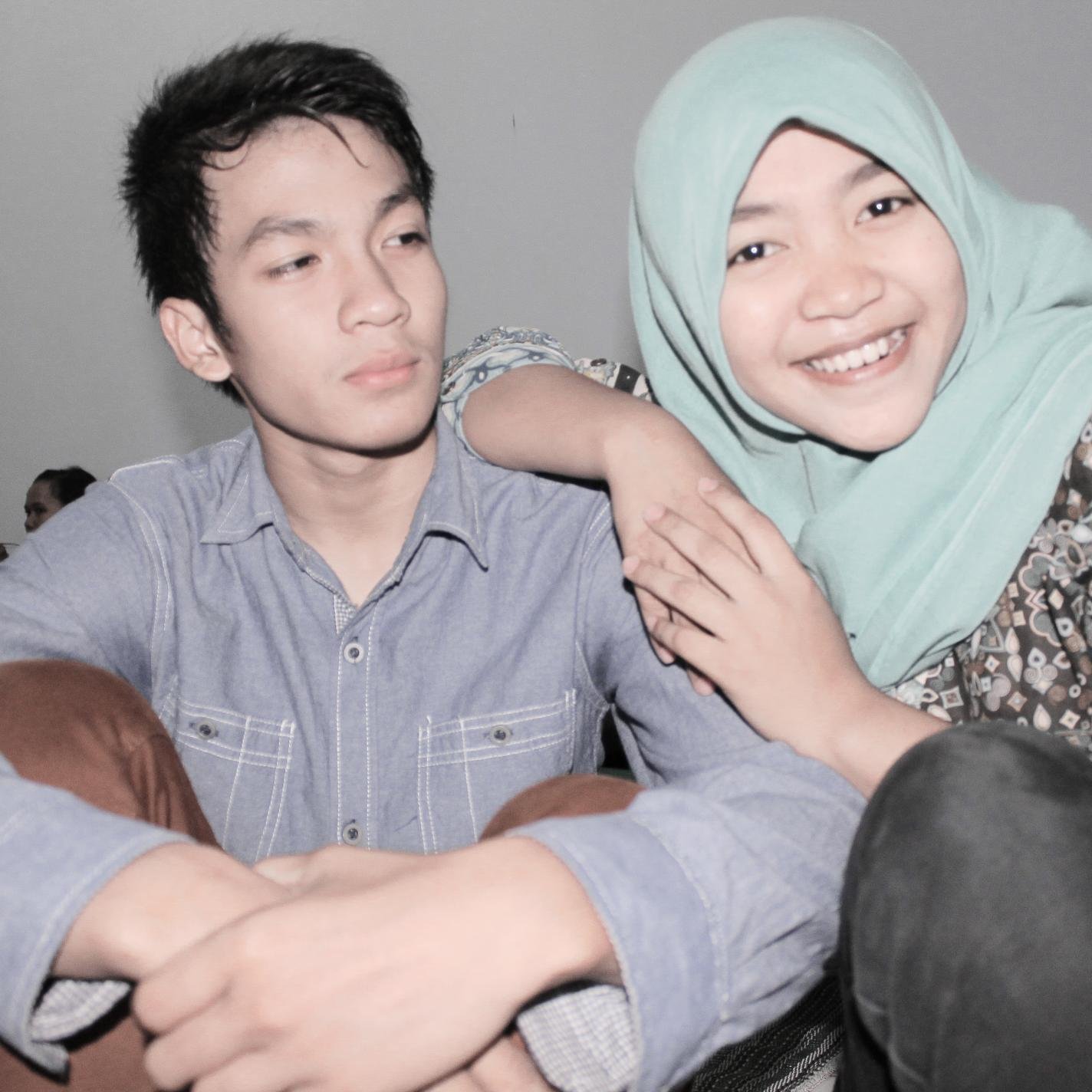Islam || 27 july 1998 || TK Dharma Wanita || SDN Betet 3 || JHS Daha 1 || SHS 4 || Follow me :) || kediri, east java, Indonesia