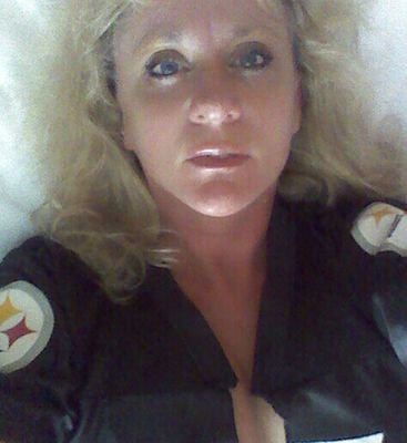 stephaniedoubek's profile picture. single proud mom and #Steelers fan