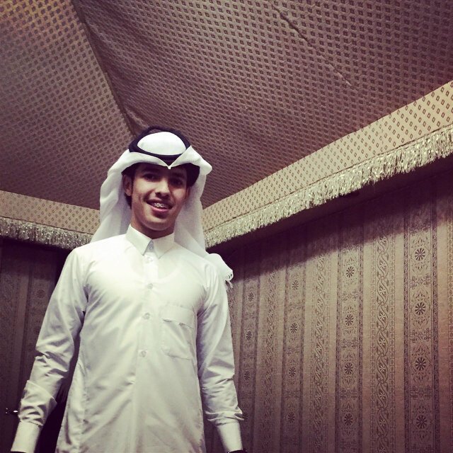 ﻻتجرح .. من باب. ( الغشمره ) عشان ما أهينك من باب ( الميانه ).                      طنش تعش تتعش..