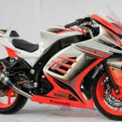 izhanidris's profile picture. @izhanidris