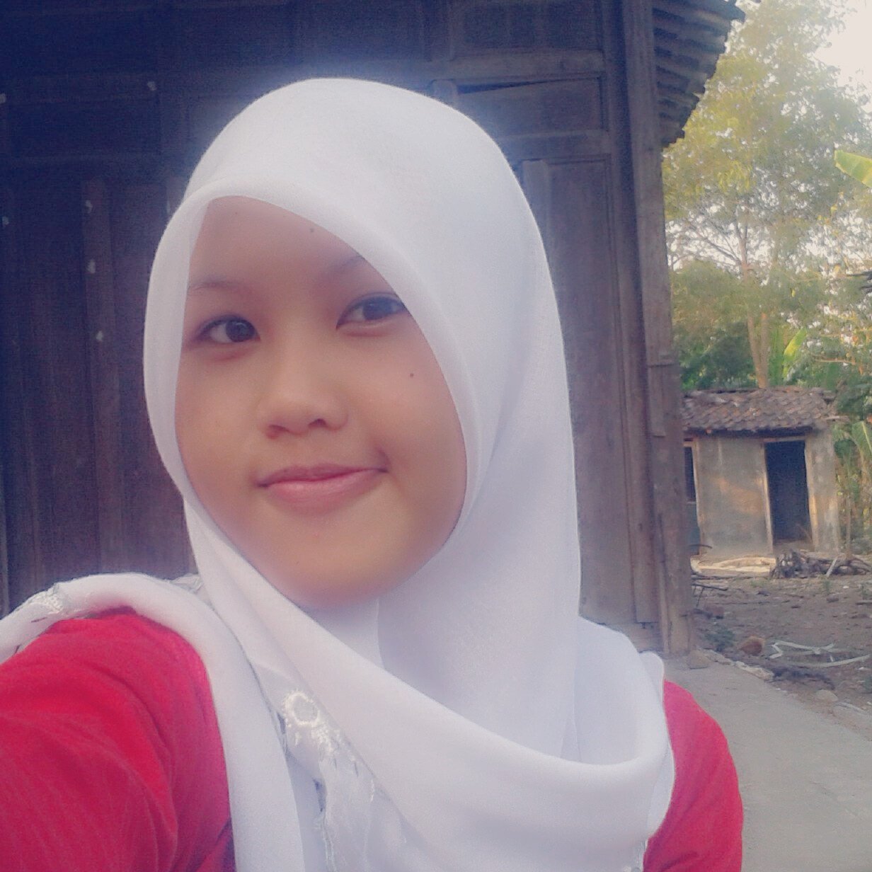 amp_nissa's profile picture. fb = nissa ajeng | suka bgt kalo dikatain kece , pdhl gk kece sama sekali :3