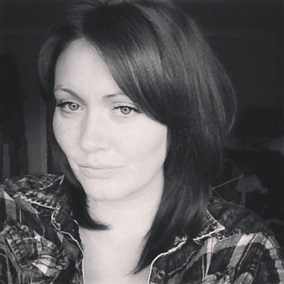 LauraLbell87's profile picture. dont regert the past make the future :))))