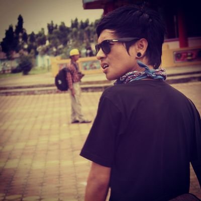 my name is Andriantara (Choky) [ i'm simple [ i'm muslim [ 16 july [ cakep kata ibuku doang :-) [ MADRID ] harga diri lebih berharga dari nyawa