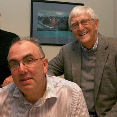 Editor of the Barnsley Chronicle - the second biggest weekly newspaper in UK. But undeniably the best. Views are my own.