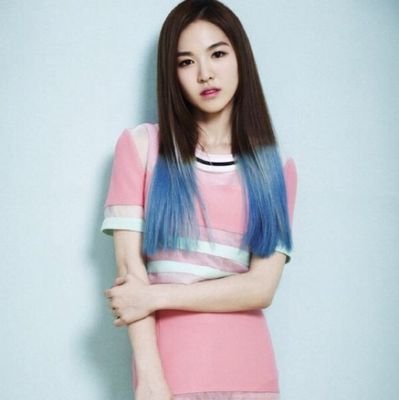 little goddess Son Wendy here! - 1994 cutiepie - Maroon Velvet - dalla dalla naneun jom •~• Gunnolf