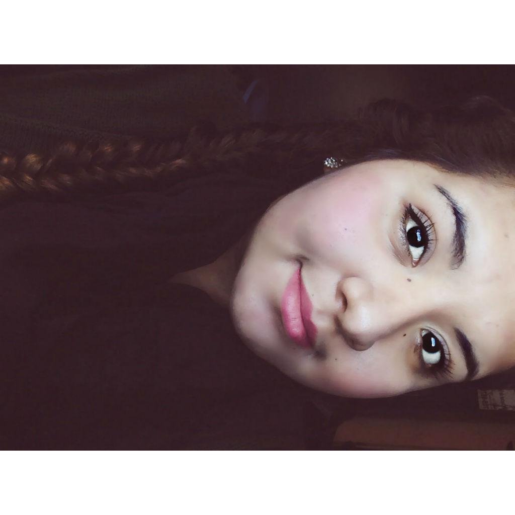 19. Addicted to the internet.♥ Killing people with kindness.