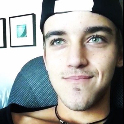 unhappy beau reactions