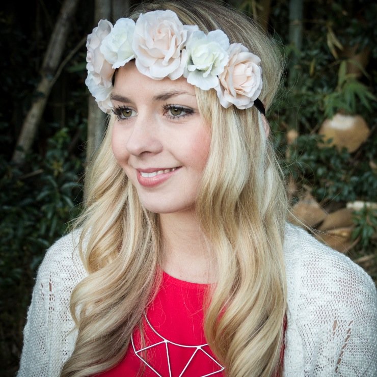 KatiePots's profile picture. A student pursuing a passion for social media and internet marketing. Loves creativity, people who laugh a lot and exploring the world with my boo :)