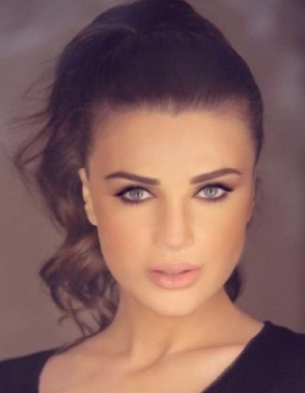 linfi810's profile picture. الحياهہُ كتآب من لا يغآمر فيهُا لايرى سوى صفحہُ وآحدة