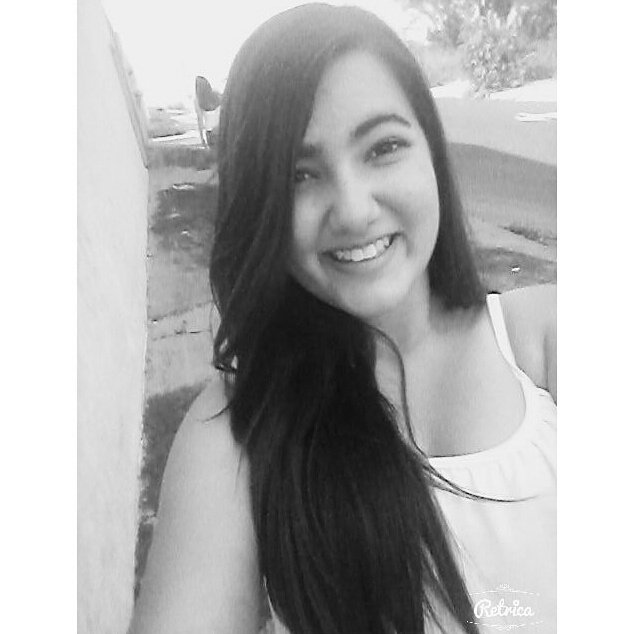 '' Se voc quer, consiga, Se voc deseja, Conquiste, Se pretende, vá logo, Se tem medo, Jogue-o fora. A vida ? É somente 1 =D Sigao Instragram Meniina Máàh     ;3