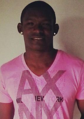 não muito pra falar sobre mim 18 anos joga futebol, pagodeiro WhatsApp 0849154-9817