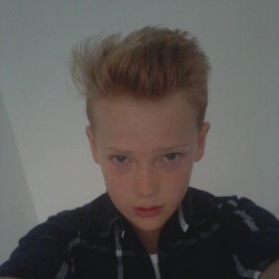malte german boy I♥football and sports . my fouvorit colour is green . instagramm = erik_minion