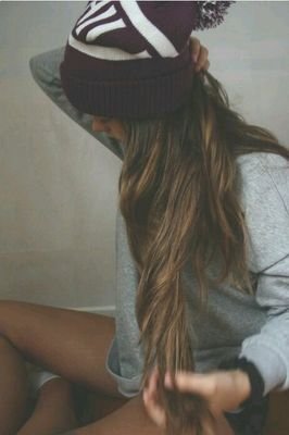 Hey guys I'm Maria~~I'm 13 yeas old and I'm a directioner ╋