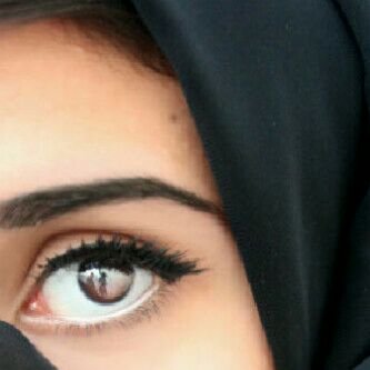 اجرح شخصا بالصدق لكن لا تسعده أبدا بالكذب `♡