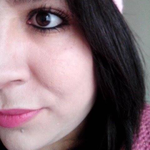 yasemin2851's profile picture. 