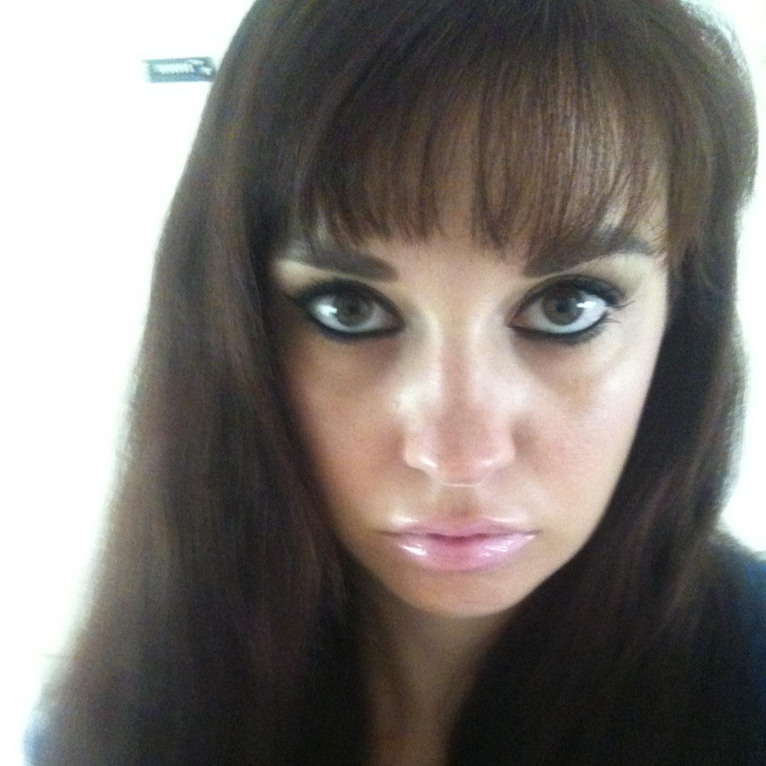 kimcatherine27's profile picture. 