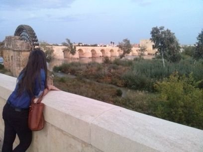 IrisGarciaSerra's profile picture. .Aunque a veces no lo recordemos, nada de lo que sucede se olvida. Con miedo de envejecer y ver envejecer a los que me rodean.