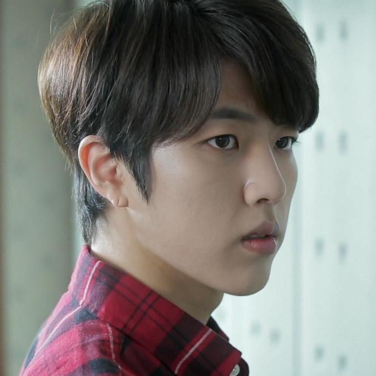 [하이스쿨-러브온] 황성열 뒷사람 계정 / 유저의 이야기 공간이 아닌 황성열에 대한 궁금증, 쓴소리 등을 받는 공간입니다. 가끔 이미지도 업로딩 합니다.