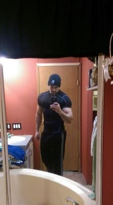 jrice600's profile picture. Confident, Capable, Strong