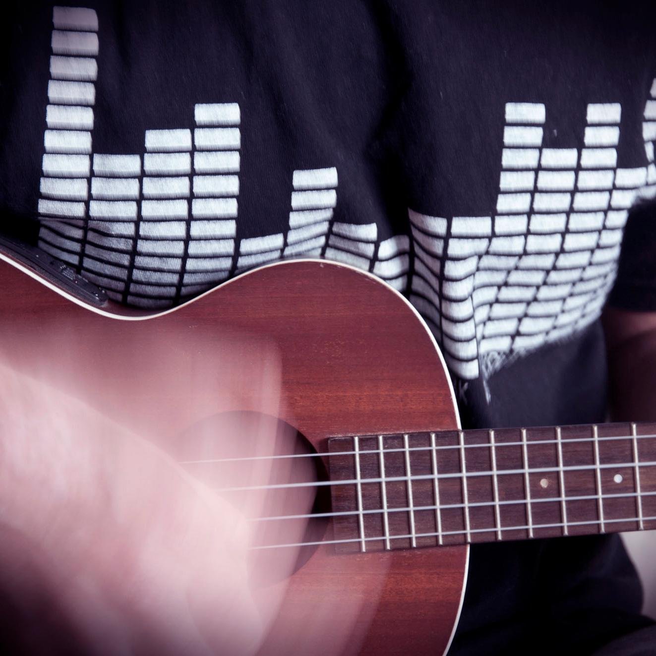 escleroticismo's profile picture. Me interesa la parte blanca del ojo, y alrededores.